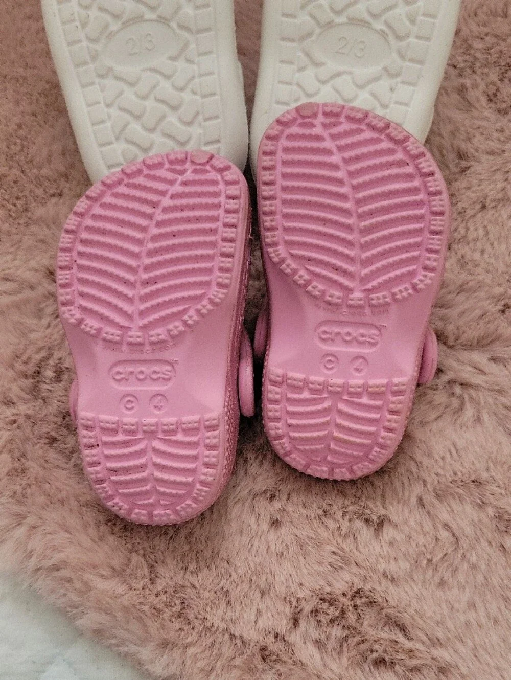 CROCS sparkly pink